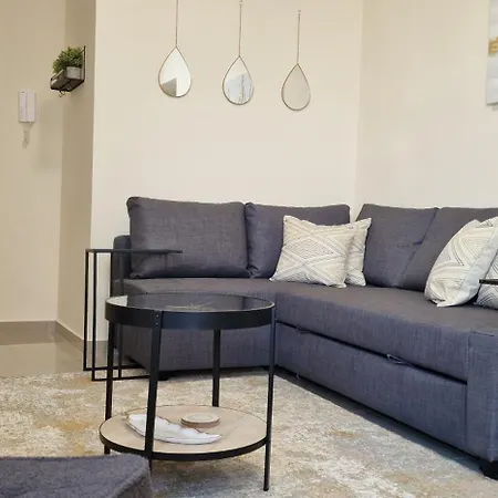 Апартаменти 74 Prokymea- Steps From The Sea, Downtown, Balcony *